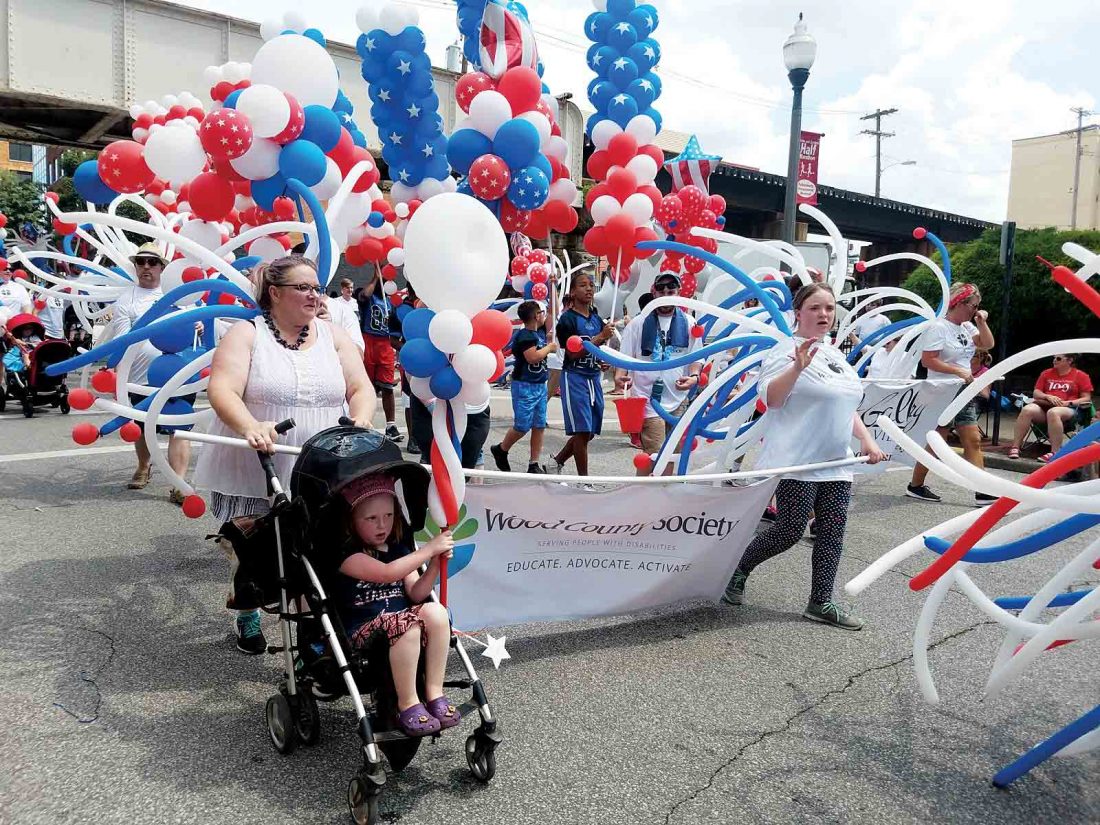 Annual parade kicks off Parkersburg events News, Sports